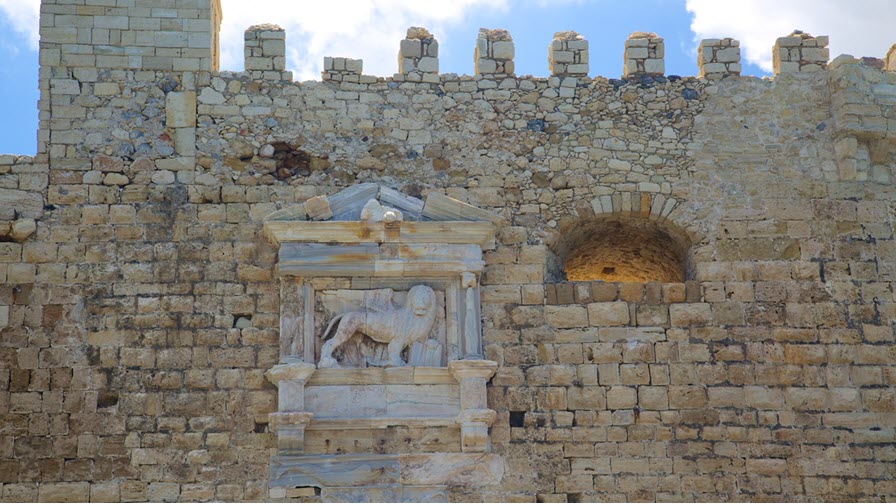 Castello del Molo Heraklion Lion