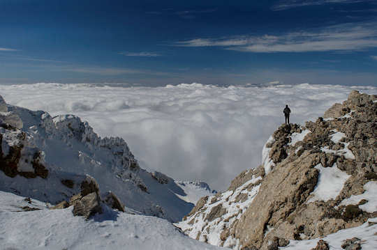 Dikti Mountains in snow and cloud (image by Andreas Loukakis)