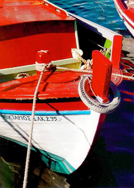 Colours of Fishing Boat (Image by Green Manalishi)