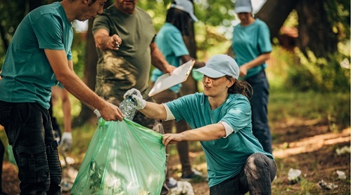 Crete for Life - Children Clean Up the Environment